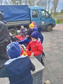 Дети подготовительной группы в Комсомольском парке